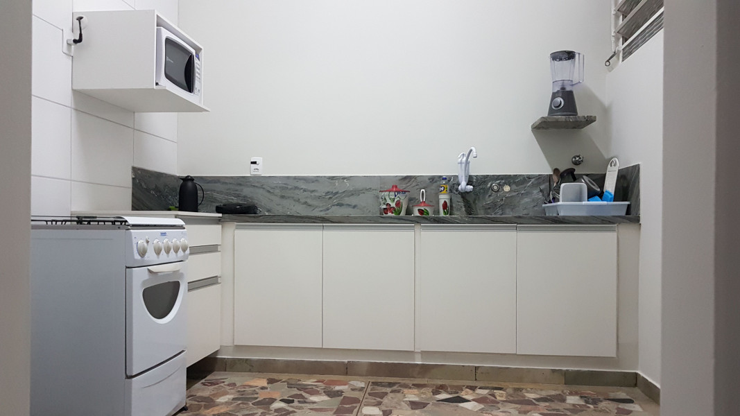 Imagem 2 da galeria do anúncio: Aluguel de quarto individual para rapazes no Guanabara