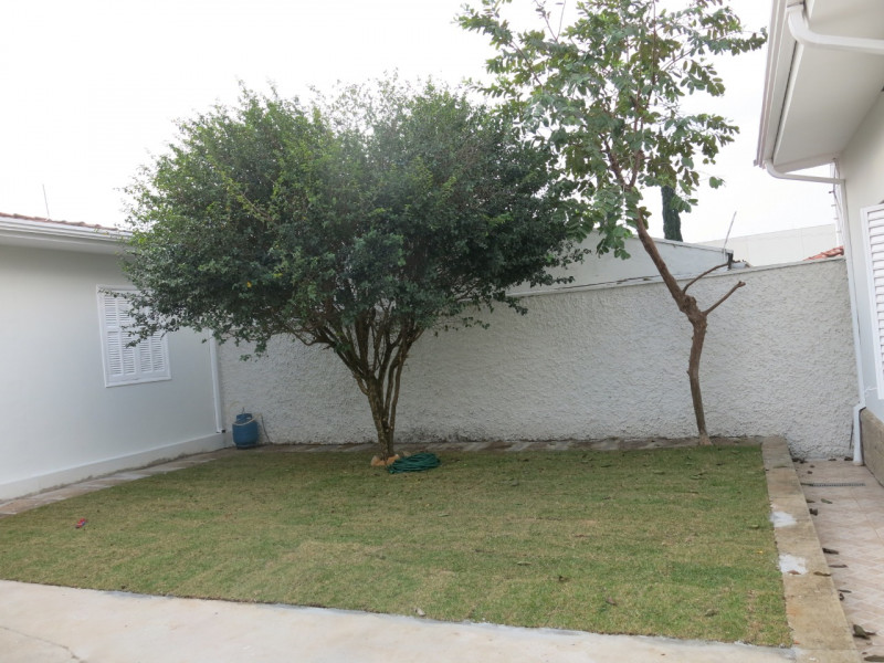 Imagem 10 da galeria do anúncio: Aluguel de quarto individual para rapazes no Guanabara