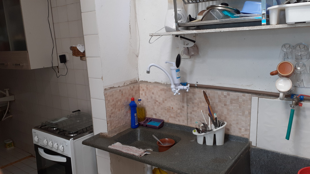 Imagem 9 da galeria do anúncio: Pensao: ALUGA-SE QUARTOS