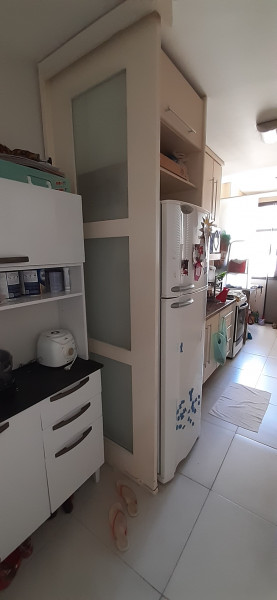 Imagem 9 da galeria do anúncio: Alugo quarto mobiliado para mulheres