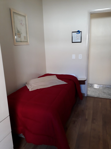 Imagem 9 da galeria do anúncio: PROMOÇÃO SUÍTES INDIVIDUAIS-METRÔ V MARIANA E CHÁCARA KLABIN