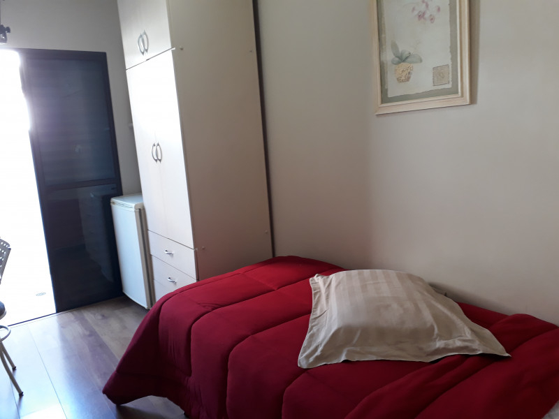 Imagem 11 da galeria do anúncio: PROMOÇÃO SUÍTES INDIVIDUAIS-METRÔ V MARIANA E CHÁCARA KLABIN