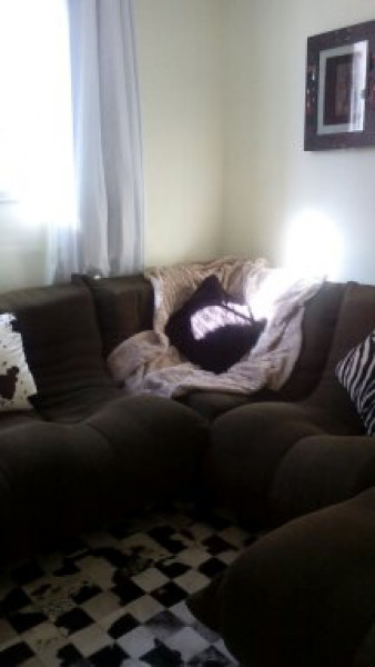 Imagem 7 da galeria do anúncio: R$700,00Quarto de solteiro,Arejado ,Iluminado.