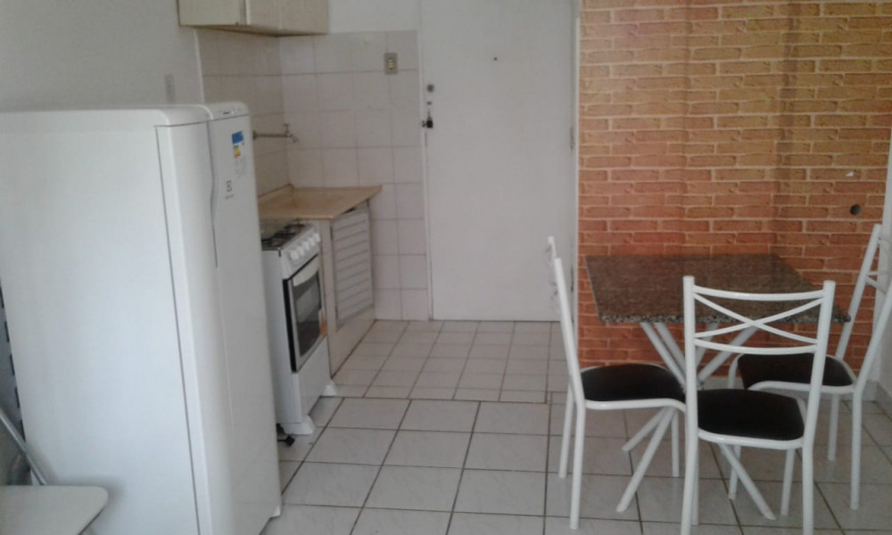 Imagem 13 da galeria do anúncio: Kits mobiliadas  a 200 mts da Estação São Joaquim do metrô