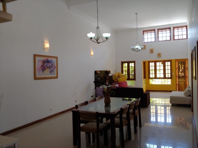 Imagem 1 da galeria do anúncio: Quartos para solteiros