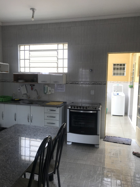 Imagem 2 da galeria do anúncio: Quarto suite em guanabara