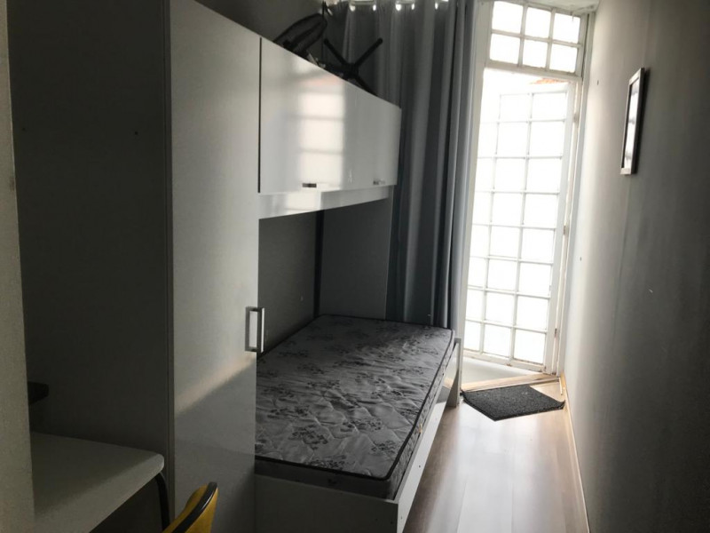 Imagem 3 da galeria do anúncio: Quartos individuais em casa mista, ao lado do Bar Veloso