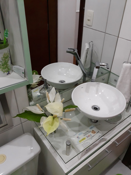 Imagem 14 da galeria do anúncio: Divido Apto Patríarca/ Vila Ré