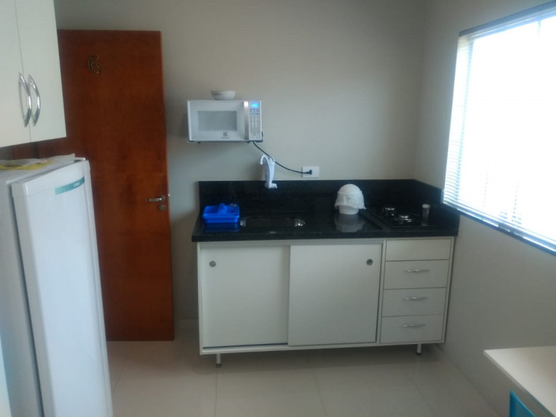 Imagem 9 da galeria do anúncio: Kitnet - Homero Thon - Santo André