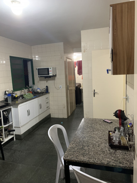 Imagem 5 da galeria do anúncio: Quarto atras da estação da Paulista (Centro)