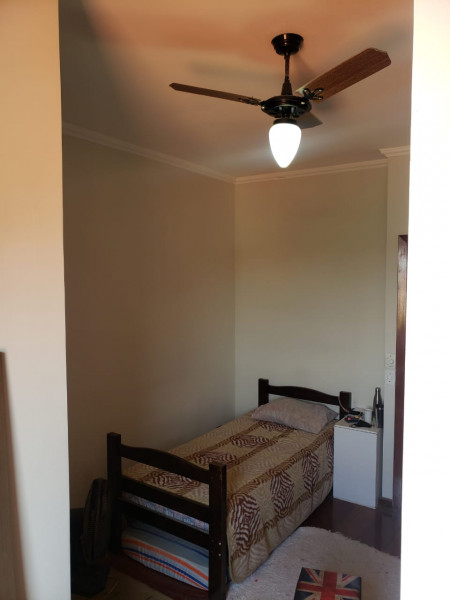 Imagem 6 da galeria do anúncio: Quarto amplo individual ao lado da Lagoa do taquaral