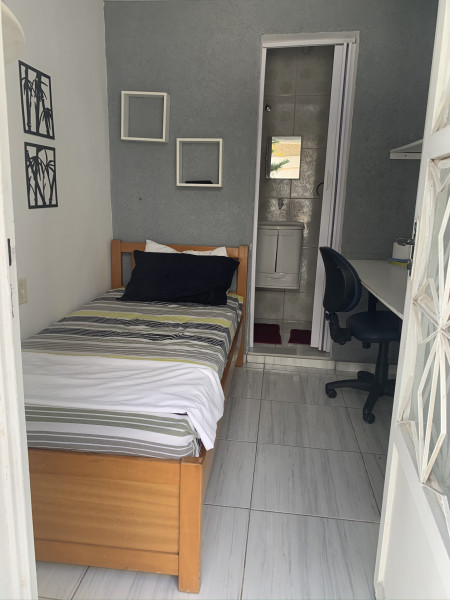 Imagem 3 da galeria do anúncio: Alugo quarto suite proximo UERJ