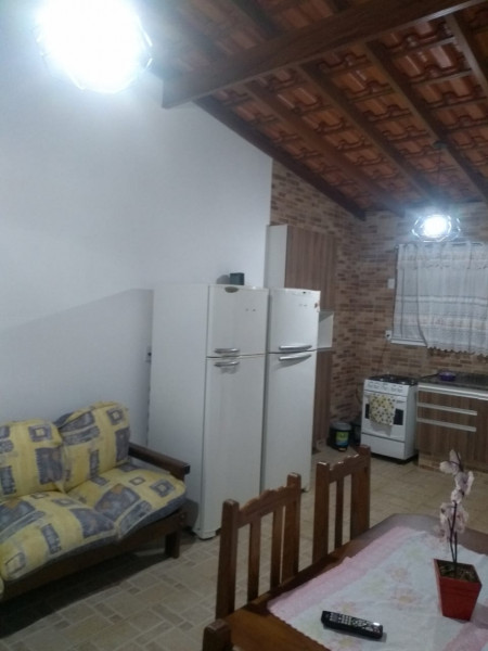 Imagem 4 da galeria do anúncio: República,quarto para moças