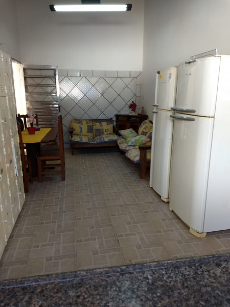 Imagem 1 da galeria do anúncio: República,quarto para moças