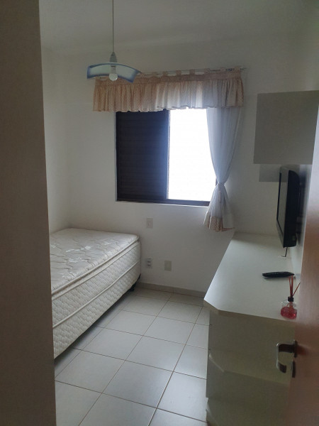 Imagem 1 da galeria do anúncio: Alugo um quarto