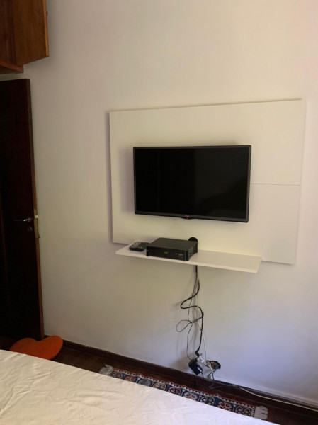 Imagem 2 da galeria do anúncio: Quarto com vista p/ a montanha em frente ao Metro Cantagalo