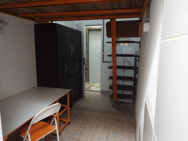 Imagem 6 da galeria do anúncio: Residencial Feminino Castelinho