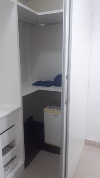 Imagem 3 da galeria do anúncio: Alugo Suíte DCE de alto padrão no Centro