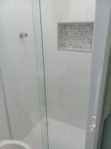 Imagem 2 da galeria do anúncio: alugo Kitnet moniliada para moças ou senhoraa