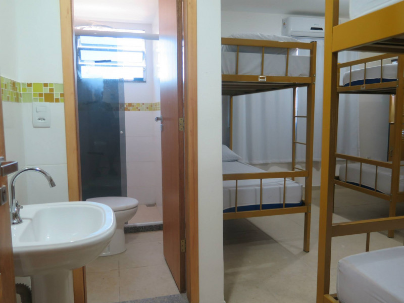 Imagem 2 da galeria do anúncio: QUARTO COMPARTILHADO MASCULINO E FEMININO EM COPACABANA!