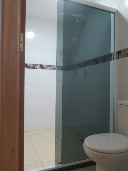 Imagem 8 da galeria do anúncio: QUARTO COMPARTILHADO MASCULINO E FEMININO EM COPACABANA!