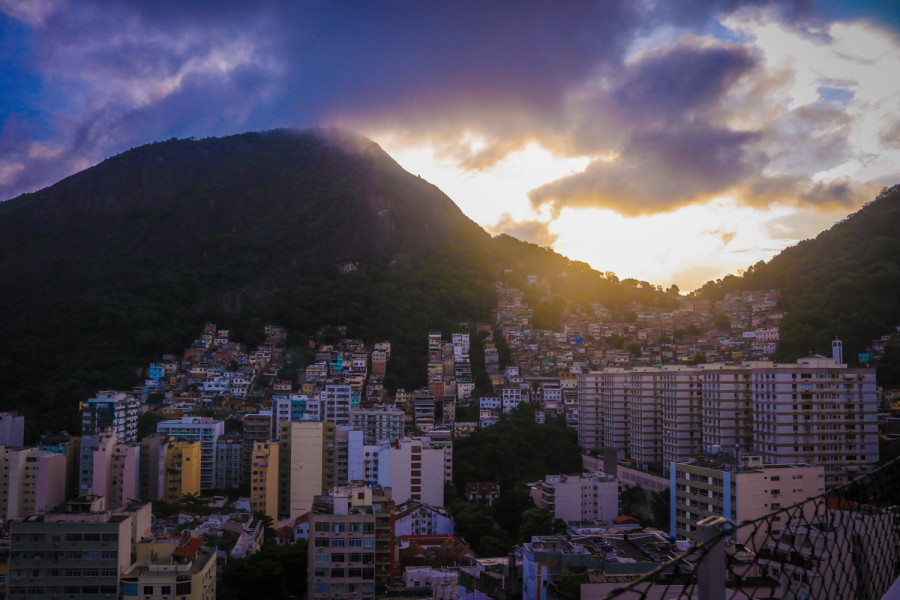 Imagem 16 da galeria do anúncio: QUARTO COMPARTILHADO MASCULINO E FEMININO EM COPACABANA!