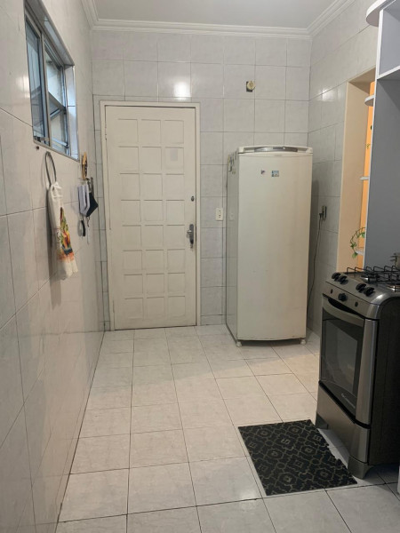 Imagem 18 da galeria do anúncio: Quarto com suite e tv!!