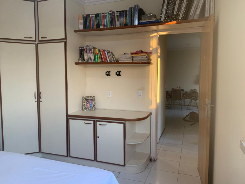 Imagem 3 da galeria do anúncio: Quarto com suite e tv!!