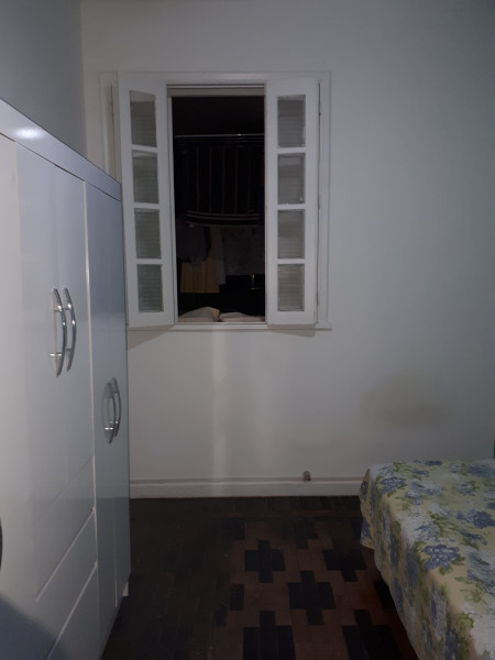 Imagem 16 da galeria do anúncio: Alugo um quarto em minha residência de preferência estudante