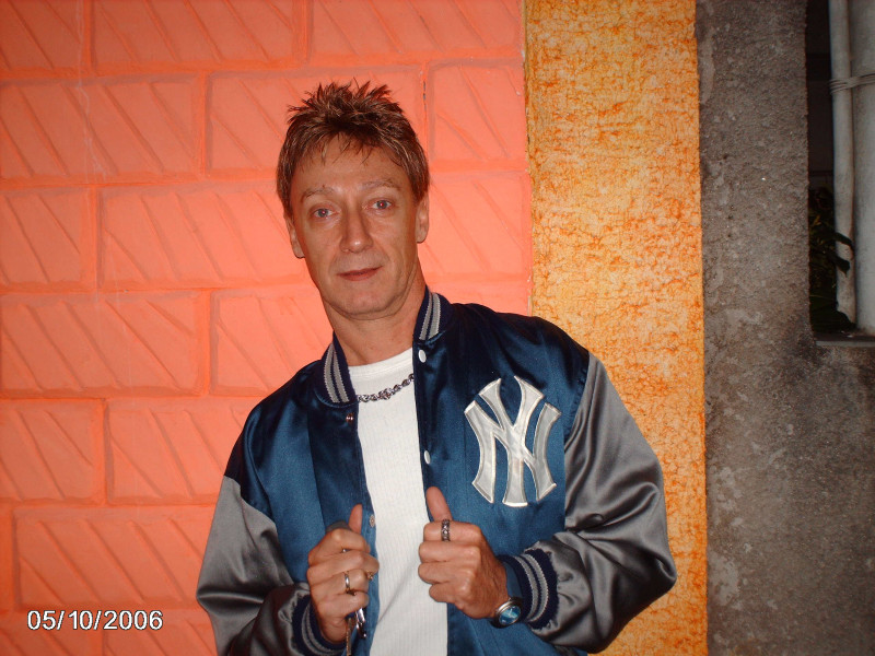 Imagem 12 da galeria do anúncio: Quarto inteiro, mobiliado, em belo ap. no Jardim Paulista!