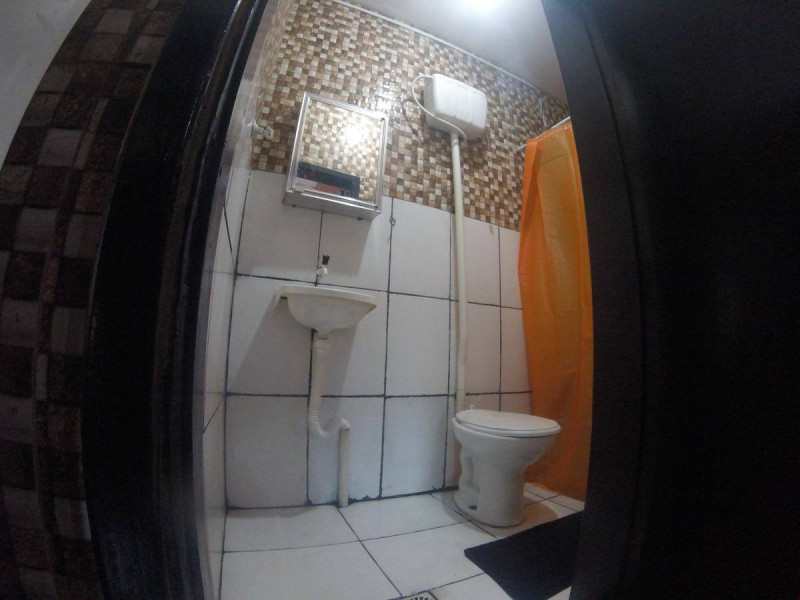 Imagem 10 da galeria do anúncio: quarto  mobiliado com totdas as contas inclussa. R$ 600,00