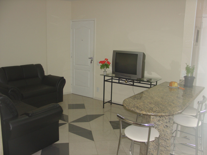 Imagem 5 da galeria do anúncio: REPUBLICA Feminina de FRENTE AO MAR (Individual e Compart.)