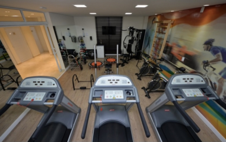 Imagem 15 da galeria do anúncio: Quarto para mulheres