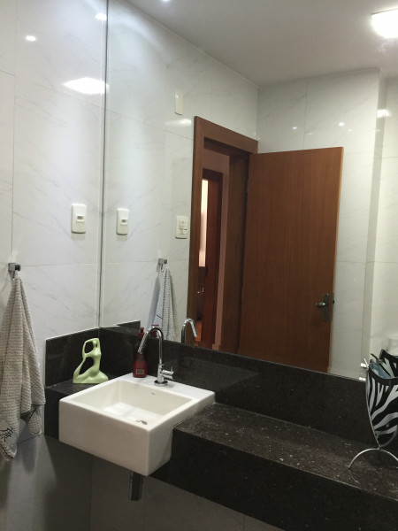 Imagem 4 da galeria do anúncio: Quarto individual de luxo no Centro