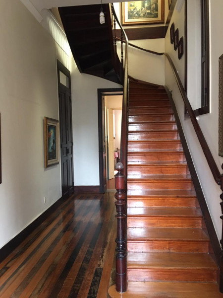 Imagem 7 da galeria do anúncio: Quarto amplo em casa colonial em Laranjeiras