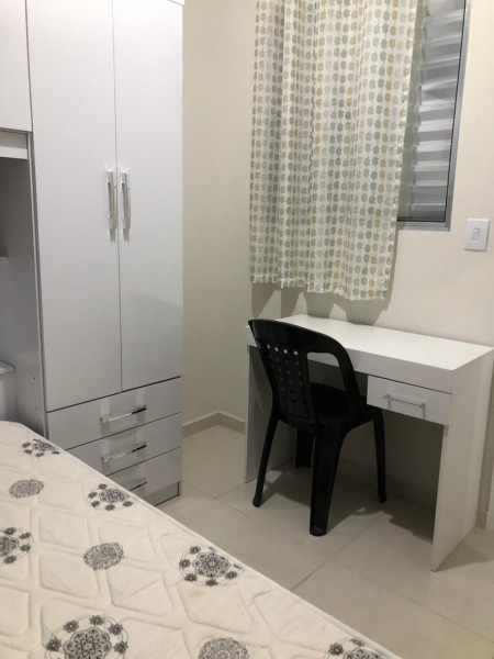 Imagem 13 da galeria do anúncio: Quarto Individual Mobiliado