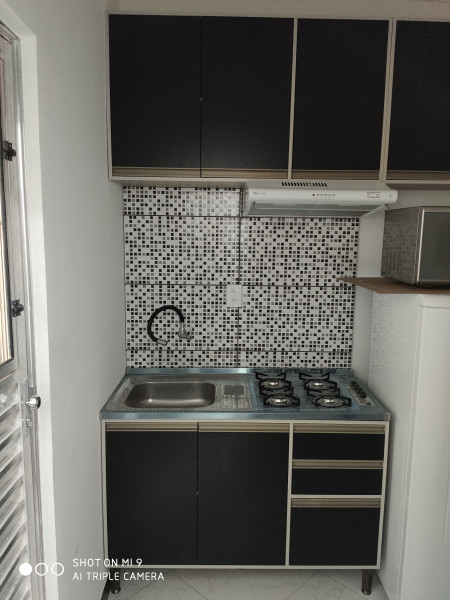 Imagem 4 da galeria do anúncio: Studio Mobiliado Lindo ao Lado Metrô Local Seguro Tranquilo