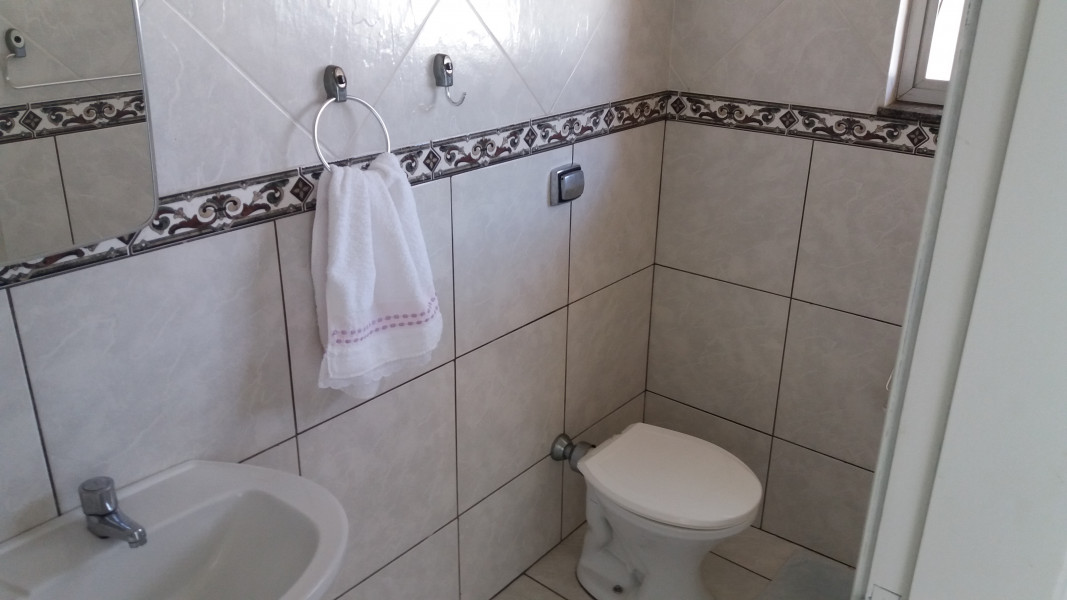 Imagem 7 da galeria do anúncio: Quarto para moças