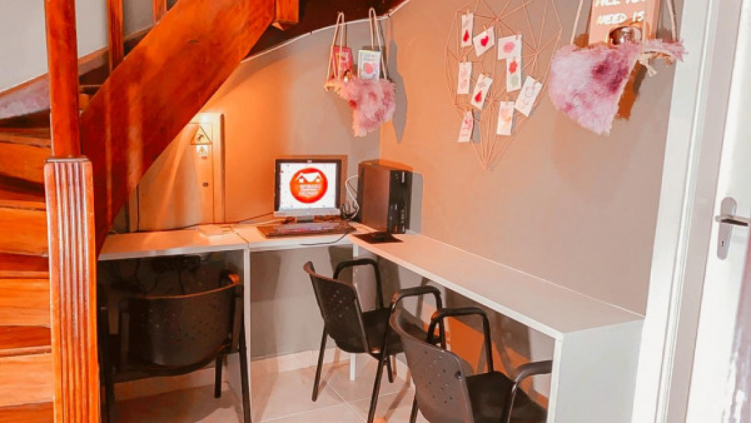 Imagem 19 da galeria do anúncio: ALUGUEL DE QUARTOS E VAGAS FEMININAS, BEM AO LADO DO METRO