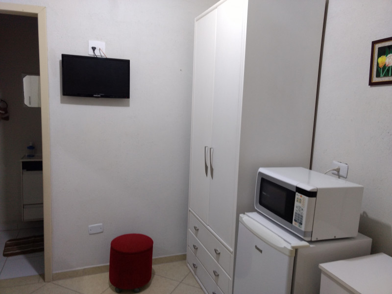 Imagem 3 da galeria do anúncio: Quarto suite no jardim das Américas