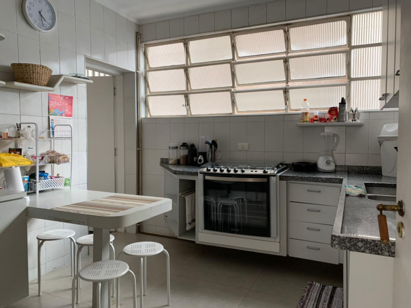 Imagem 5 da galeria do anúncio: QUARTO DEPENDÊNCIA NA ALAMEDA SANTOS - JARDINS