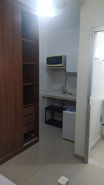 Imagem 2 da galeria do anúncio: Suítes mobiliadas individuais