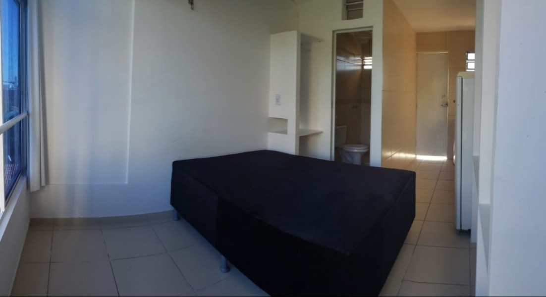 Imagem 16 da galeria do anúncio: Quarto Studio Flat Kitnet Mobiliádo Aldeota Meireles