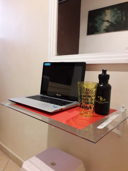 Imagem 4 da galeria do anúncio: Quarto individual mobiliado com mini cozinha