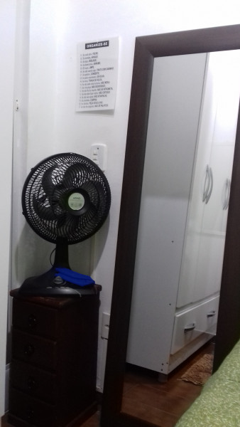 Imagem 2 da galeria do anúncio: alugo quarto individual