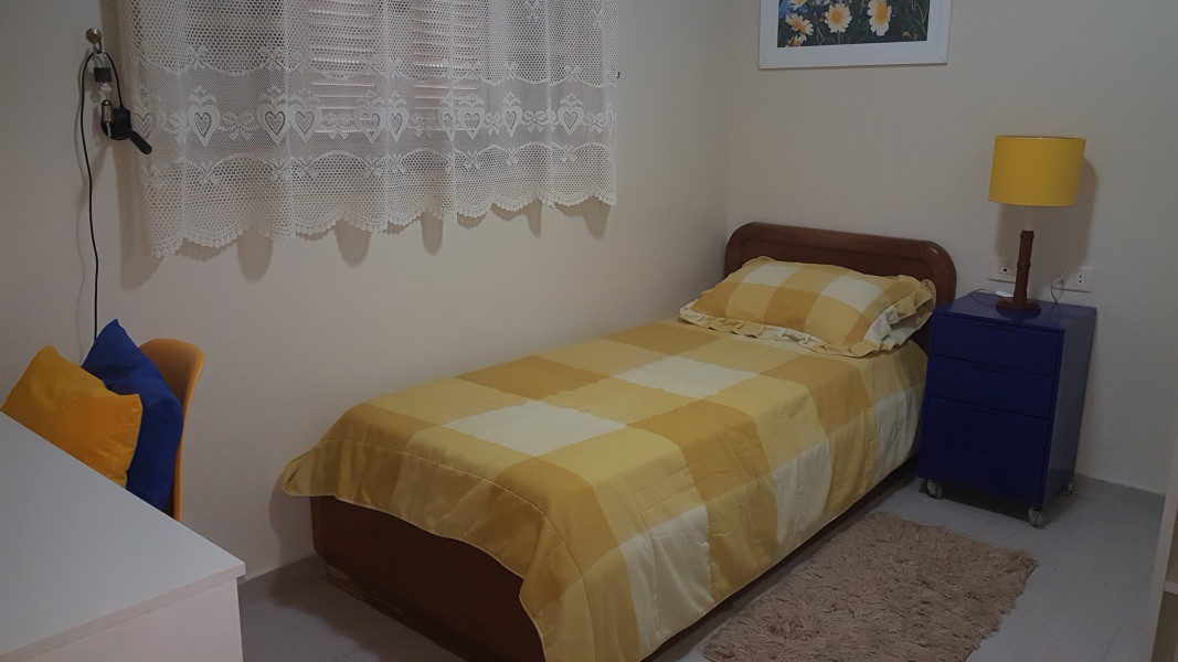 Imagem 1 da galeria do anúncio: Aluga-se suítes para executivos, em casa no Brooklin