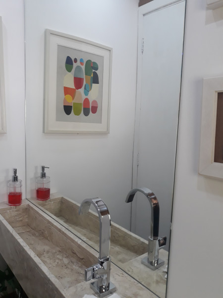 Imagem 15 da galeria do anúncio: Divido Apto Patríarca/ Vila Ré