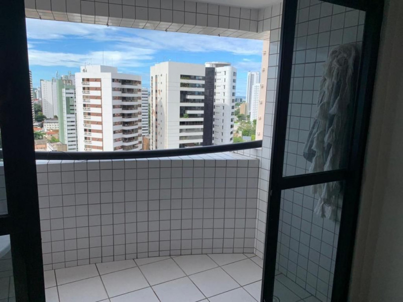 Imagem 2 da galeria do anúncio: Quarto no Espinheiro