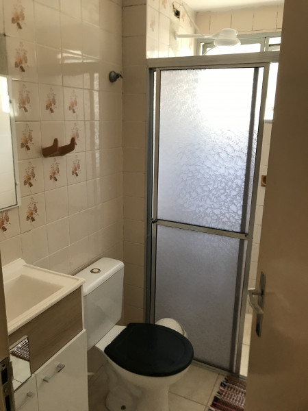 Imagem 4 da galeria do anúncio: QUARTO MOBILIADO INDIVIDUAL