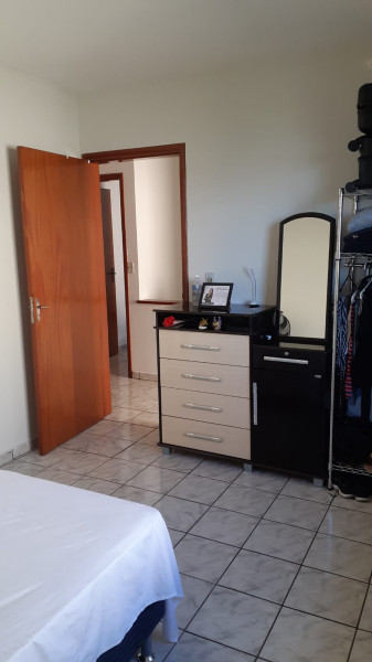 Imagem 16 da galeria do anúncio: Quarto mobiliado prox. a UNIGRAN